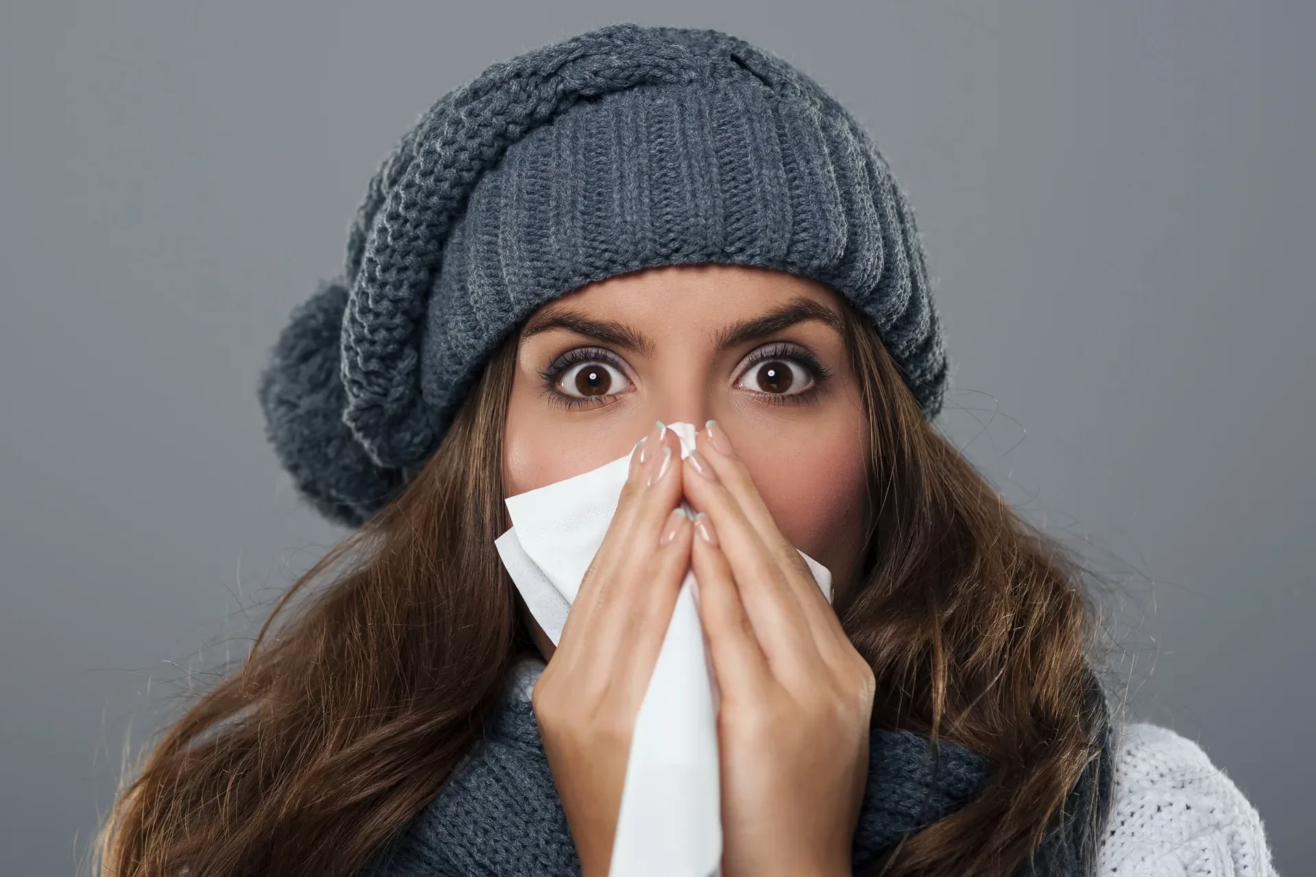 Rote Nase bei Erkältung? Hautpflege ist im Winter besonders wichtig.