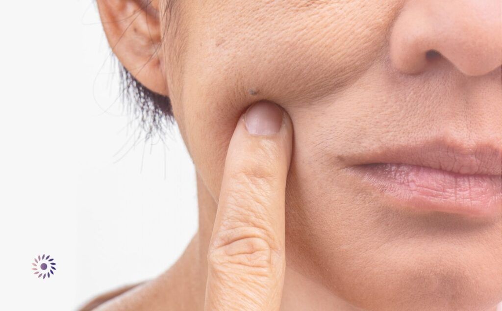 Hautpflege und Anti-Aging-Tipps für ein strahlendes Gesicht