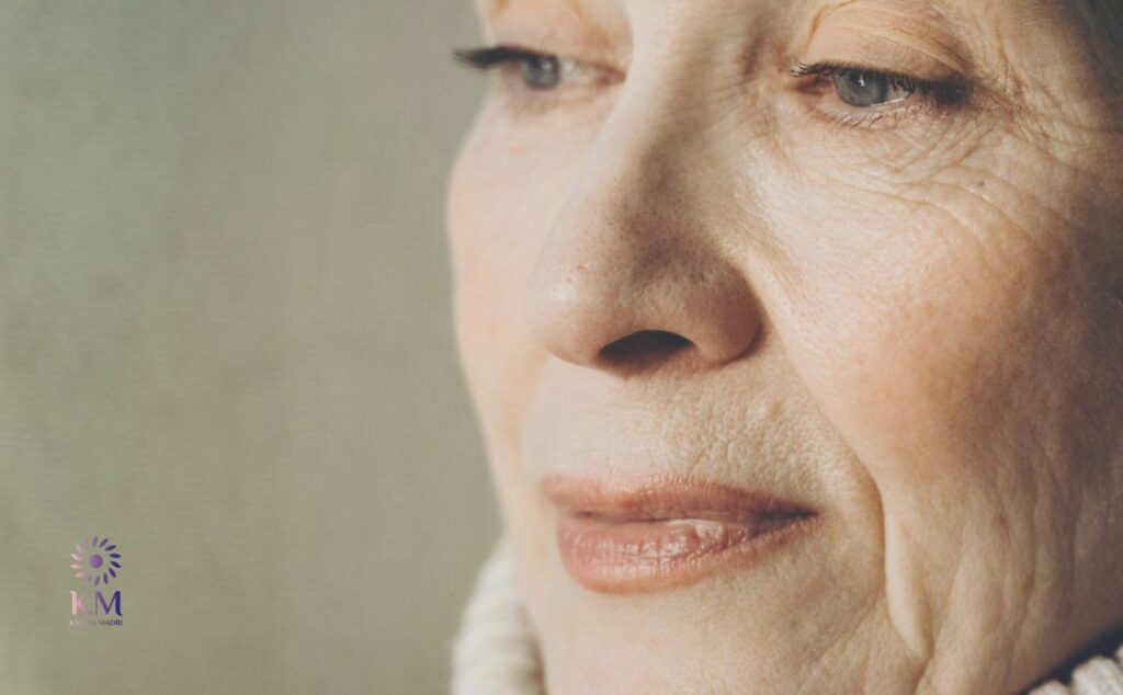 ما هي أفضل المكونات الفعالة في الكريمات للخطوط الرفيعة؟